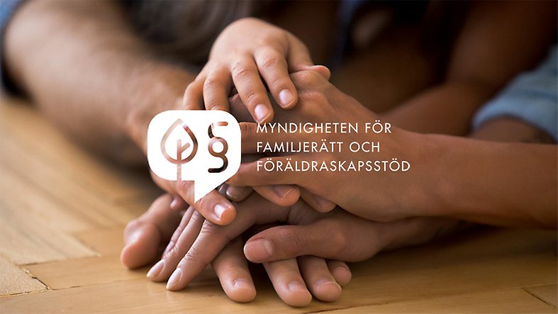 MFoF:s logotype på en bild med händer ovanpå varandra 